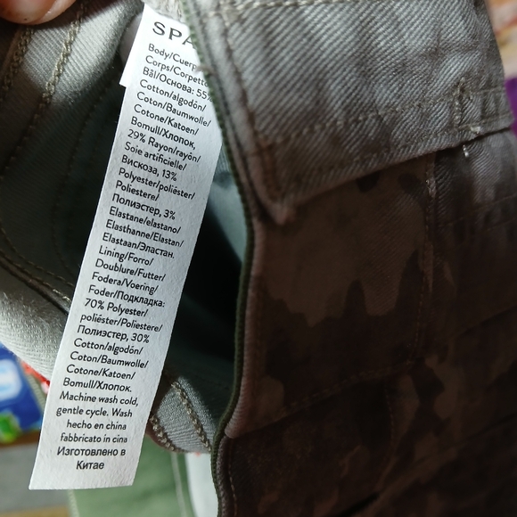 SPANX Stone Wash Camo PrintPull On Jean-ish Leggings Pants Ankle Size Small - Picture 12 of 16